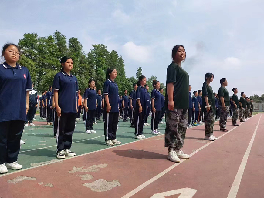 武汉市让叛逆青少年改变的学校