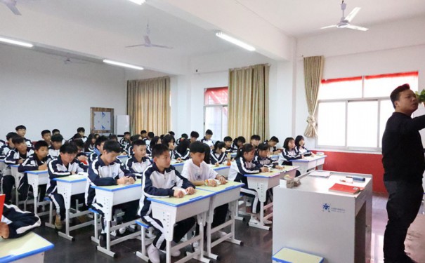 河南省焦作市叛逆青少年管教封闭学校