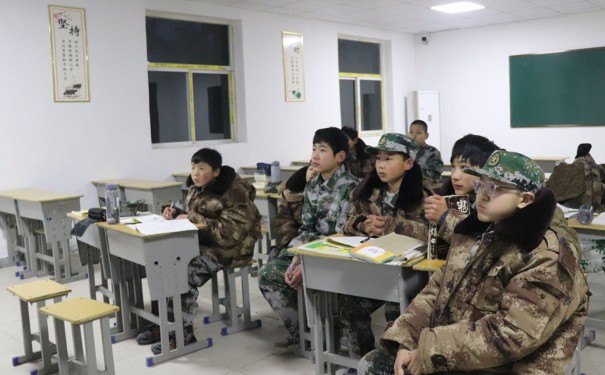 台州市黄岩戒网瘾特训学校