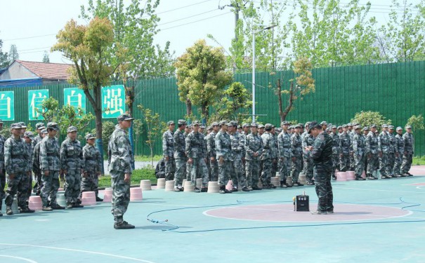 聊城市改变叛逆孩子全封闭学校