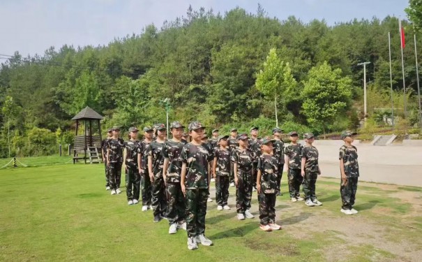 邢台市新河县孩子叛逆全封闭学校