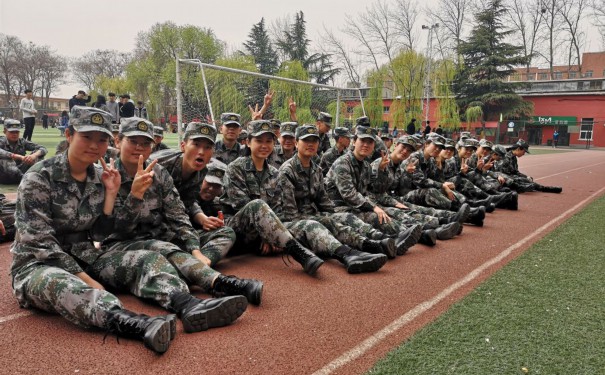 黄石市黄石港区戒网瘾全封闭军事特训学校
