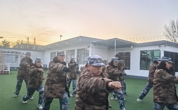 鄂州市鄂城青少年戒网学校