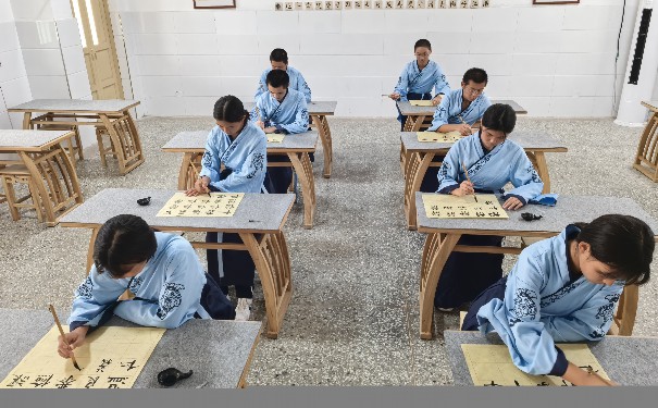 河北省邢台市封闭式学校